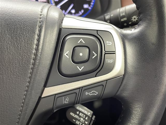 ハリアー プレミアム 10型ナビ フルセグTV バックモニター 衝突軽減ブレーキ 電動リアゲート ビルドインETC 茶革シート LEDヘッドライト フォグランプ 純正18インチアルミホイール 追従クルコン 横滑り防止装置(27枚目)