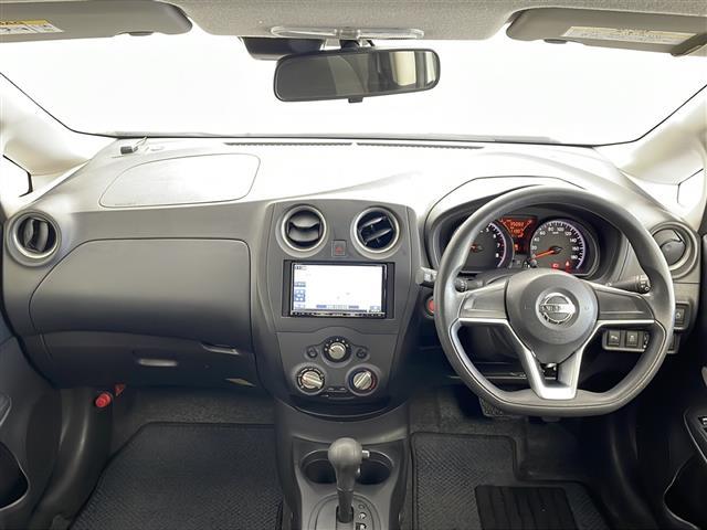 ノート X 純正ナビ バックモニター スマートキー ETC 衝突軽減ブレーキ 横滑り防止装置 メモリーナビ USB入力端子 オートライト 純正フロアマット 盗難防止装置 コーナーセンサー レーンキープアシスト(2枚目)