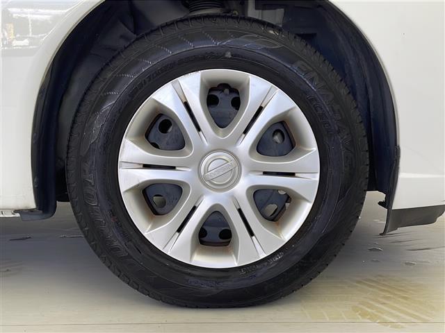 ノート X 純正ナビ バックモニター スマートキー ETC 衝突軽減ブレーキ 横滑り防止装置 メモリーナビ USB入力端子 オートライト 純正フロアマット 盗難防止装置 コーナーセンサー レーンキープアシスト(17枚目)