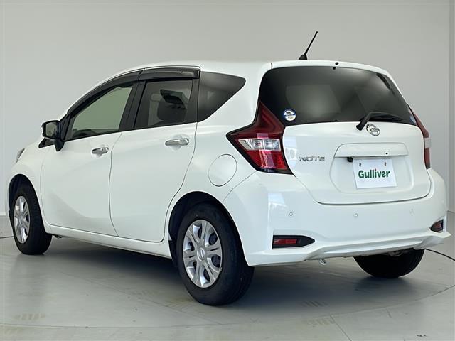 ノート X 純正ナビ バックモニター スマートキー ETC 衝突軽減ブレーキ 横滑り防止装置 メモリーナビ USB入力端子 オートライト 純正フロアマット 盗難防止装置 コーナーセンサー レーンキープアシスト(20枚目)