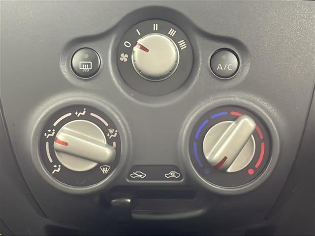 ノート X 純正ナビ バックモニター スマートキー ETC 衝突軽減ブレーキ 横滑り防止装置 メモリーナビ USB入力端子 オートライト 純正フロアマット 盗難防止装置 コーナーセンサー レーンキープアシスト(22枚目)