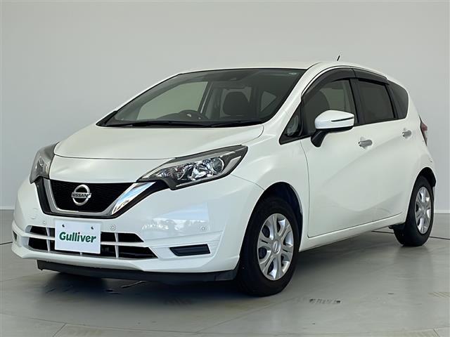 ノート X 純正ナビ バックモニター スマートキー ETC 衝突軽減ブレーキ 横滑り防止装置 メモリーナビ USB入力端子 オートライト 純正フロアマット 盗難防止装置 コーナーセンサー レーンキープアシスト(42枚目)