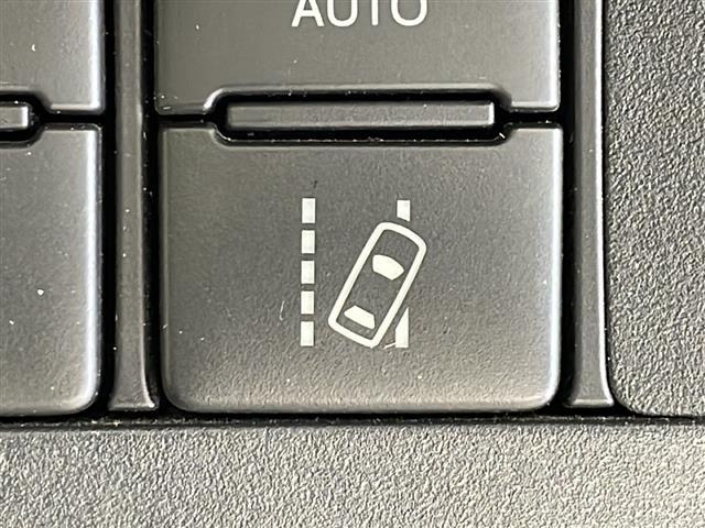 シエンタ ハイブリッドG 社外ナビ フルセグTV Bluetooth バックモニター 衝突軽減ブレーキ 両側電動スライドドア LEDヘッドランプ フォグライト 純正16インチアルミホイール フルエアロ ETC スマートキー(11枚目)