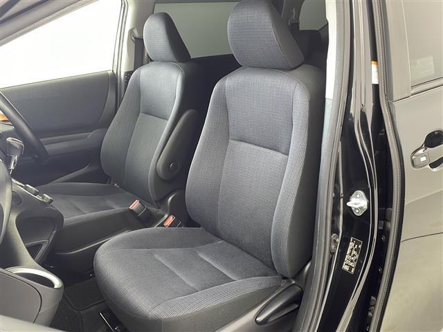 シエンタ ハイブリッドG 社外ナビ フルセグTV Bluetooth バックモニター 衝突軽減ブレーキ 両側電動スライドドア LEDヘッドランプ フォグライト 純正16インチアルミホイール フルエアロ ETC スマートキー(33枚目)