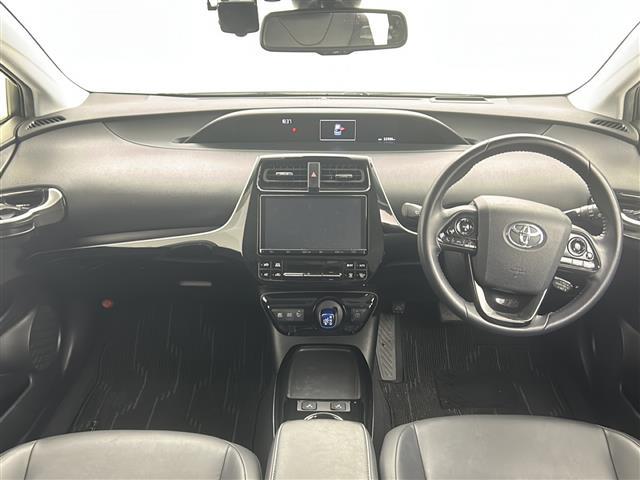 プリウス Aツーリングセレクション モデリスタエアロ TRDマフラー TEIN車高調 純正9インチナビ バックカメラ 衝突軽減ブレーキ レーダークルーズコントロール 革シート シートヒーター 前後ドライブレコーダ― ETC LEDライト(2枚目)