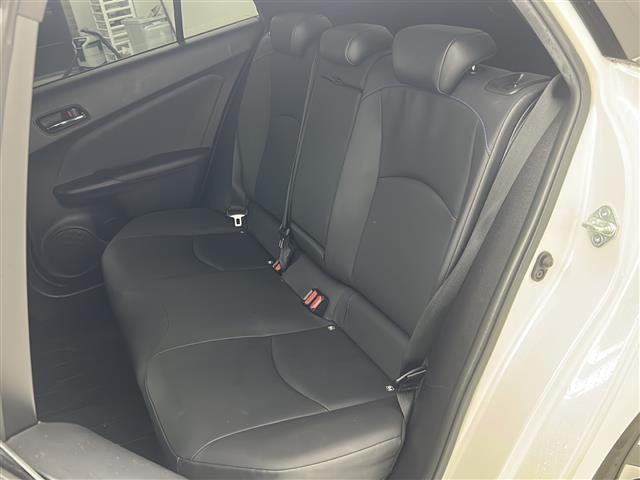 プリウス Aツーリングセレクション モデリスタエアロ TRDマフラー TEIN車高調 純正9インチナビ バックカメラ 衝突軽減ブレーキ レーダークルーズコントロール 革シート シートヒーター 前後ドライブレコーダ― ETC LEDライト(33枚目)