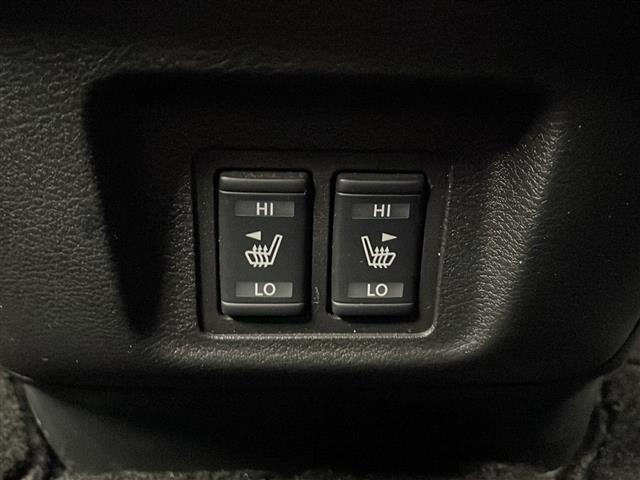 セレナ ハイウェイスター 衝突軽減ブレーキ 純正9インチナビ パーキングアシスト 両側パワースライドドア クルーズコントロール 前席シートヒーター アイドリングストップ 横滑り防止装置 車線逸脱警報 純正フロアマット ETC(12枚目)