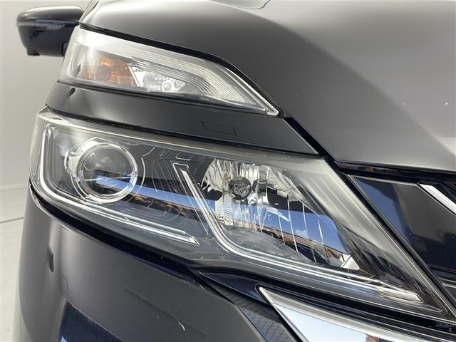 セレナ ハイウェイスター 衝突軽減ブレーキ 純正9インチナビ パーキングアシスト 両側パワースライドドア クルーズコントロール 前席シートヒーター アイドリングストップ 横滑り防止装置 車線逸脱警報 純正フロアマット ETC(18枚目)