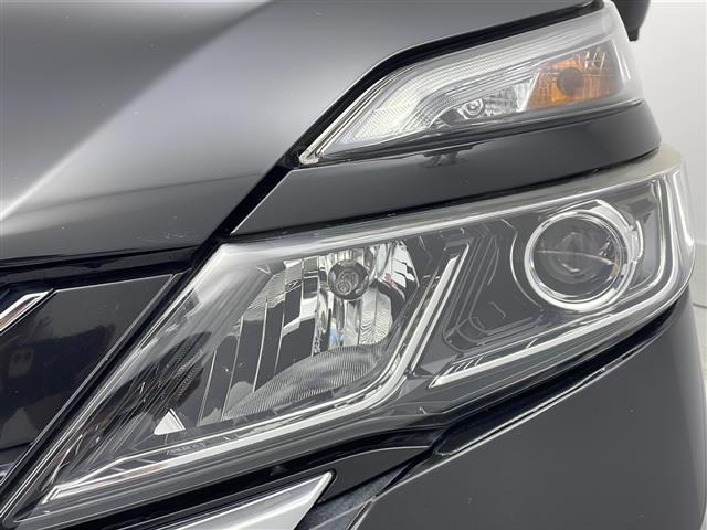 セレナ ハイウェイスター 衝突軽減ブレーキ 純正9インチナビ パーキングアシスト 両側パワースライドドア クルーズコントロール 前席シートヒーター アイドリングストップ 横滑り防止装置 車線逸脱警報 純正フロアマット ETC(19枚目)