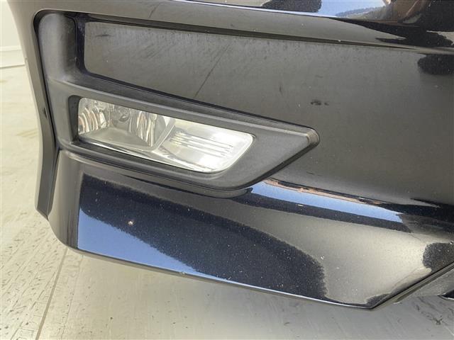 セレナ ハイウェイスター 衝突軽減ブレーキ 純正9インチナビ パーキングアシスト 両側パワースライドドア クルーズコントロール 前席シートヒーター アイドリングストップ 横滑り防止装置 車線逸脱警報 純正フロアマット ETC(21枚目)