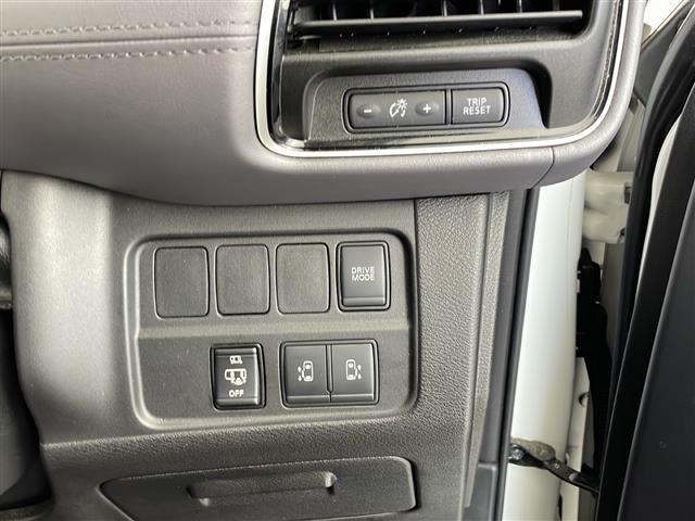 セレナ e-パワー ハイウェイスターV 衝突軽減ブレーキ プロパイロット 両側電動スライドドア 純正10インチナビ フルセグTV アラウンドビューモニター バックカメラ デジタルインナーミラー ETC ドライブレコーダー スマートキー(8枚目)