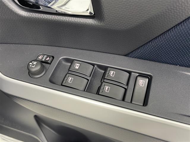 トール カスタムG 純正ディスプレイオーディオ 両側電動スライドドア バックカメラ レーダークルーズコントロール ステアリングスイッチ シートヒーター HDMI LEDライト フォグランプ オートライト スマートキー(28枚目)