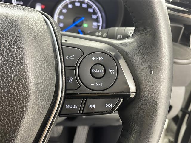 ハリアーハイブリッド Ｚ　レザーパッケージ　純正ナビ　電動リアゲート　パノラミックビューモニター　デジタルインナーミラー　ブラインドスポットモニター　レーダークルーズコントロール　レーンキープアシスト　シートヒーター　ステアリングヒーター（13枚目）