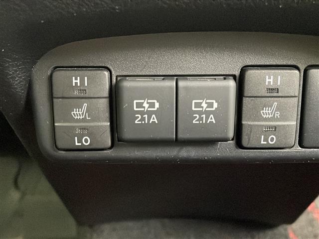 シエンタ G クエロ ナビ フルセグTV Bluetooth バックモニター 両側電動スライドドア 衝突軽減ブレーキ レーンキープアシスト LEDライト シートヒーター ステアリングヒーター ビルトインETC ドラレコ(7枚目)