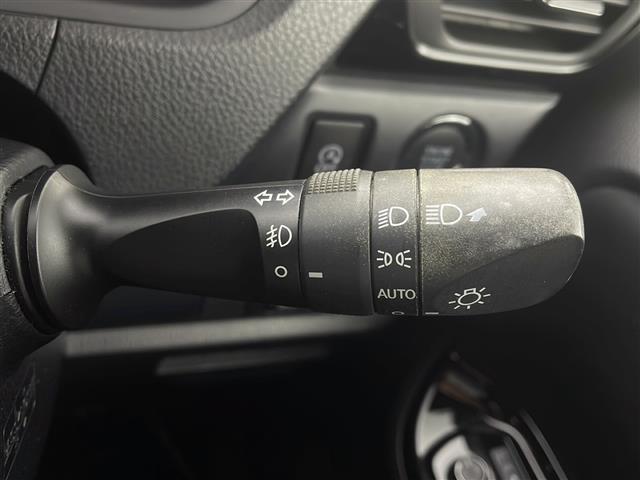 ヴォクシー ZS 煌II 純正ナビ フルセグ再生可能 バックカメラ 両側電動スライドドア クルーズコントロール 純正16インチAW 純正フロアマット ビルトインETC LEDヘッドライト USB端子(13枚目)