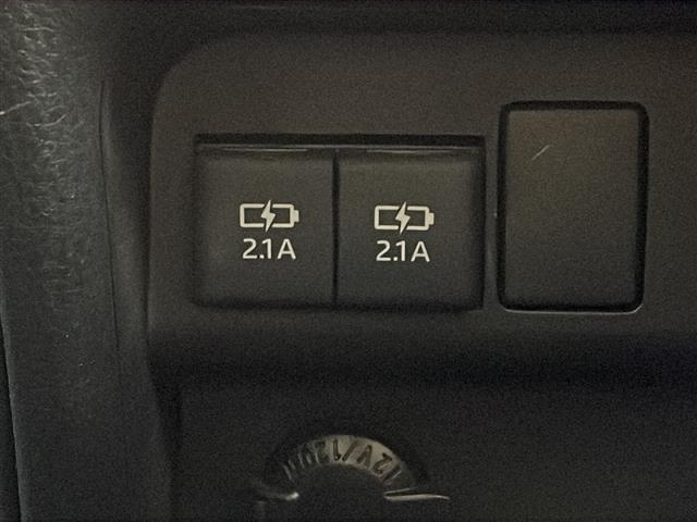 ヴォクシー ZS 煌II 純正ナビ フルセグ再生可能 バックカメラ 両側電動スライドドア クルーズコントロール 純正16インチAW 純正フロアマット ビルトインETC LEDヘッドライト USB端子(24枚目)