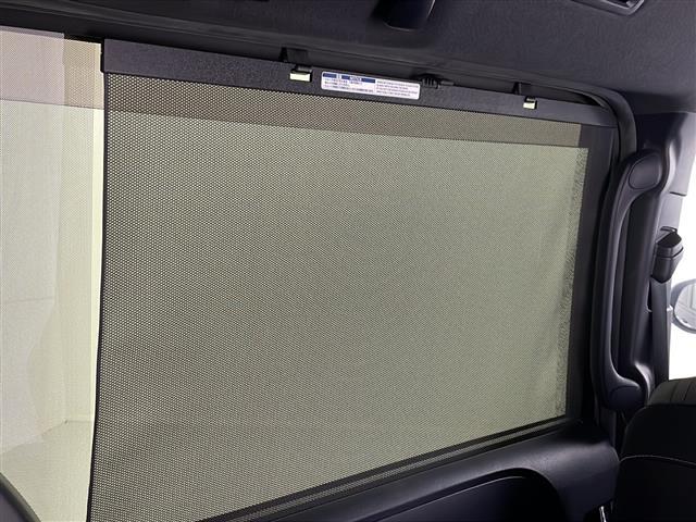 ヴォクシー ZS 煌 純正9インチナビ バックカメラ フルセグTV アダプティブクルーズコントロール LEDライト 両側電動スライドドア 衝突軽減ブレーキ レーンキープアシスト フリップダウンモニター 純正16インチAW(20枚目)