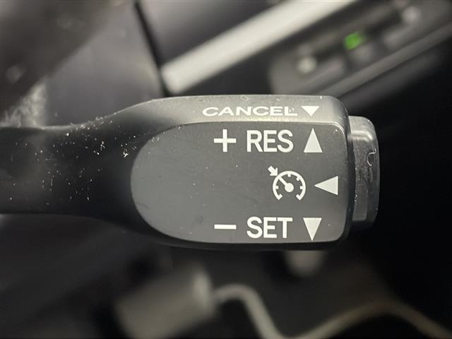 ヴォクシー ハイブリッドZS 煌III 純正10インチSDナビ バックカメラ ETC 前後ドラレコ LEDライト オートライト オートマチックハイビーム 追従クルコン 両側電動パワスラ シートヒーター レーンキープアシスト 横滑り防止装置(12枚目)