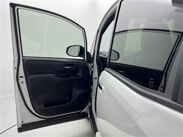 ヴォクシー ハイブリッドZS 煌III 純正10インチSDナビ バックカメラ ETC 前後ドラレコ LEDライト オートライト オートマチックハイビーム 追従クルコン 両側電動パワスラ シートヒーター レーンキープアシスト 横滑り防止装置(38枚目)