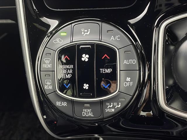 ヴォクシー ハイブリッドZS 煌II 純正SDナビ バックカメラ ETC2.0 前後ドラレコ 追従クルコン LEDライト オートライト オートマチックハイビーム コーナーセンサー 両側電動パワスラ 横滑り防止装置 レーンキープアシスト(22枚目)