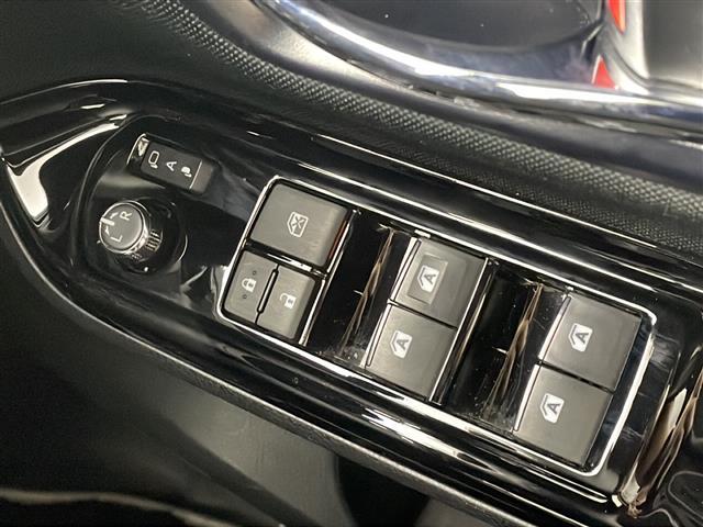 ヴォクシー ハイブリッドZS 煌II 純正SDナビ バックカメラ ETC2.0 前後ドラレコ 追従クルコン LEDライト オートライト オートマチックハイビーム コーナーセンサー 両側電動パワスラ 横滑り防止装置 レーンキープアシスト(29枚目)