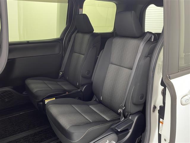 ヴォクシー ハイブリッドZS 煌II 純正SDナビ バックカメラ ETC2.0 前後ドラレコ 追従クルコン LEDライト オートライト オートマチックハイビーム コーナーセンサー 両側電動パワスラ 横滑り防止装置 レーンキープアシスト(34枚目)