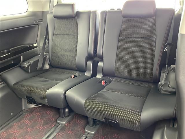 ヴェルファイア ２．４Ｚ　ゴールデンアイズＩＩ　純正ナビ　フルセグＴＶ　バックモニター　電動リアゲート　両側電動スライドドア　クルコン　パーキングアシスト　コーナーセンサー　純正１８インチアルミホイール　純正フロアマット　ＥＴＣ　スマートキー（30枚目）