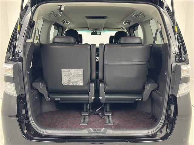 ヴェルファイア ２．４Ｚ　ゴールデンアイズＩＩ　純正ナビ　フルセグＴＶ　バックモニター　電動リアゲート　両側電動スライドドア　クルコン　パーキングアシスト　コーナーセンサー　純正１８インチアルミホイール　純正フロアマット　ＥＴＣ　スマートキー（31枚目）