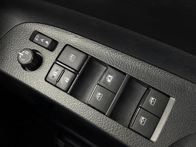 シエンタ Ｇ　クエロ　純正９型ナビ　全方位カメラ　フルセグＴＶ　Ｂｌｕｅｔｏｏｔｈ　両側電動スライドドア　ＬＥＤヘッドランプ　トヨタセーフティセンス　レーンキープアシスト　シートヒーター　ステアリングヒーター　ＥＴＣ（30枚目）