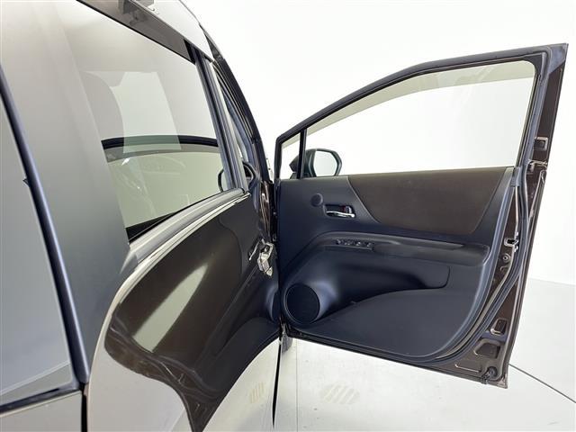 シエンタ Ｇ　クエロ　純正９型ナビ　全方位カメラ　フルセグＴＶ　Ｂｌｕｅｔｏｏｔｈ　両側電動スライドドア　ＬＥＤヘッドランプ　トヨタセーフティセンス　レーンキープアシスト　シートヒーター　ステアリングヒーター　ＥＴＣ（36枚目）