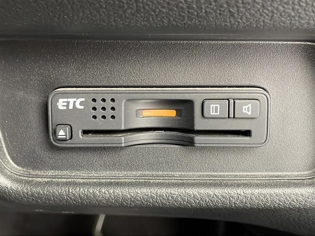 オデッセイ G・エアロパッケージ 純正ナビ フルセグTV バックモニター 両側電動スライドドア クルコン スマートキー ETC オートライト 横滑り防止装置 プッシュスタート エアロ 純正17インチアルミホイール 純正フロアマット(4枚目)