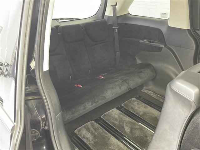 オデッセイ G・エアロパッケージ 純正ナビ フルセグTV バックモニター 両側電動スライドドア クルコン スマートキー ETC オートライト 横滑り防止装置 プッシュスタート エアロ 純正17インチアルミホイール 純正フロアマット(16枚目)