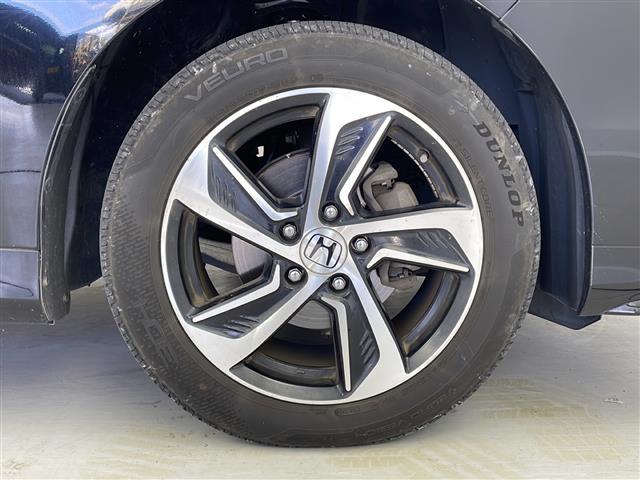 オデッセイ G・エアロパッケージ 純正ナビ フルセグTV バックモニター 両側電動スライドドア クルコン スマートキー ETC オートライト 横滑り防止装置 プッシュスタート エアロ 純正17インチアルミホイール 純正フロアマット(17枚目)