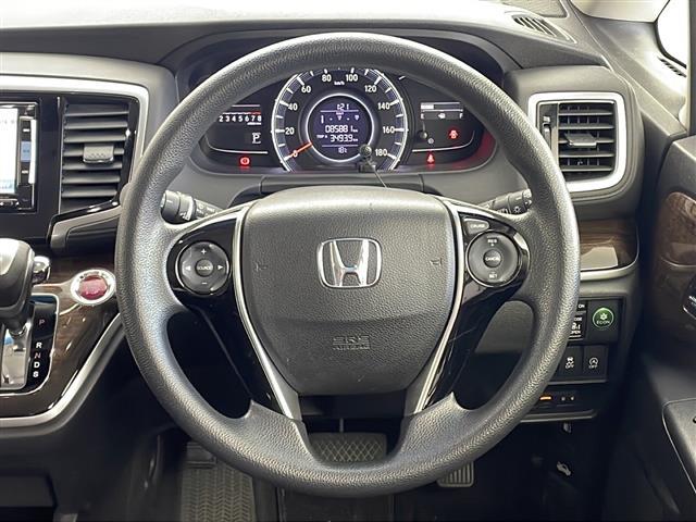 オデッセイ G・エアロパッケージ 純正ナビ フルセグTV バックモニター 両側電動スライドドア クルコン スマートキー ETC オートライト 横滑り防止装置 プッシュスタート エアロ 純正17インチアルミホイール 純正フロアマット(24枚目)