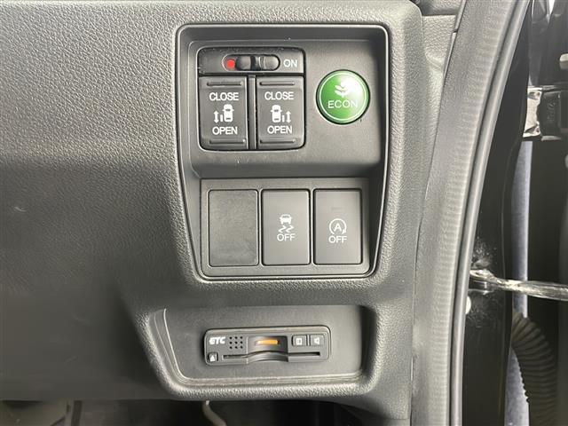 オデッセイ G・エアロパッケージ 純正ナビ フルセグTV バックモニター 両側電動スライドドア クルコン スマートキー ETC オートライト 横滑り防止装置 プッシュスタート エアロ 純正17インチアルミホイール 純正フロアマット(31枚目)