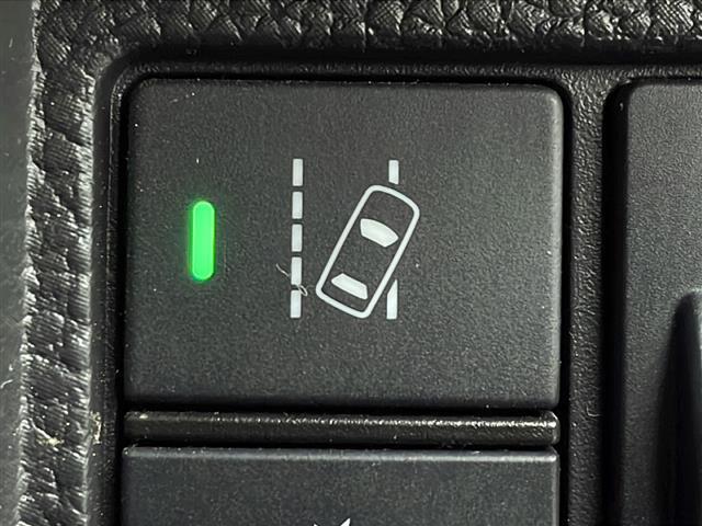 Ｎ－ＢＯＸ Ｌ・ターボ　純正８型ナビ　バックモニター　フルセグＴＶ　衝突軽減ブレーキ　両側電動スライドドア　ＬＥＤライト　シートヒーター　コーナーセンサー　ビルトインＥＴＣ　横滑り防止装置　スマートキー　純正アルミホイール（8枚目）