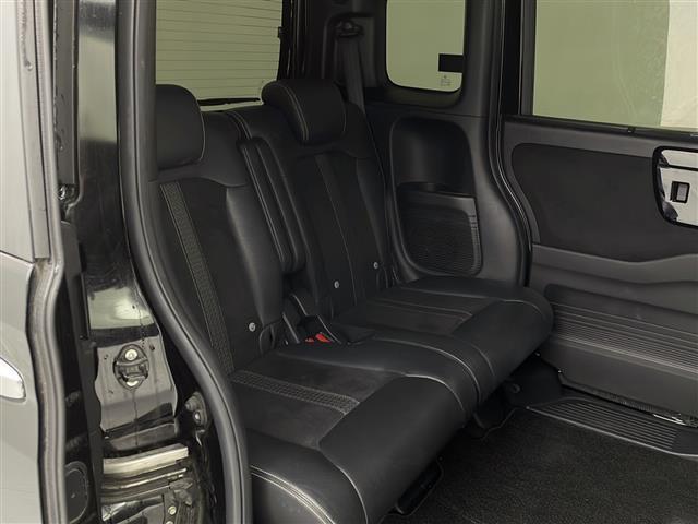 Ｎ－ＢＯＸ Ｌ・ターボ　純正８型ナビ　バックモニター　フルセグＴＶ　衝突軽減ブレーキ　両側電動スライドドア　ＬＥＤライト　シートヒーター　コーナーセンサー　ビルトインＥＴＣ　横滑り防止装置　スマートキー　純正アルミホイール（15枚目）