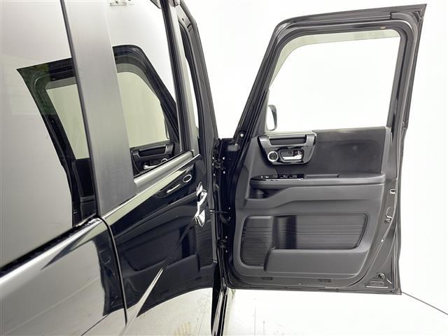 Ｎ－ＢＯＸ Ｌ・ターボ　純正８型ナビ　バックモニター　フルセグＴＶ　衝突軽減ブレーキ　両側電動スライドドア　ＬＥＤライト　シートヒーター　コーナーセンサー　ビルトインＥＴＣ　横滑り防止装置　スマートキー　純正アルミホイール（35枚目）