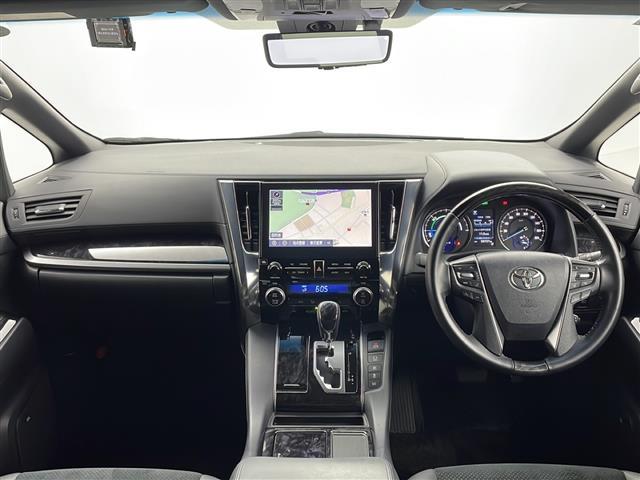 アルファードハイブリッド Ｓ　タイプゴールド　ＪＢＬサウンド　ツインムーンルーフ　パノラミックビューモニター　後席モニター　ＨＤＭＩ　ＢＳＭ　デジタルインナーミラー　衝突軽減ブレーキ　両側電動スライドドア　純正１０．５型ナビ　スマートキー　ＬＥＤ（2枚目）