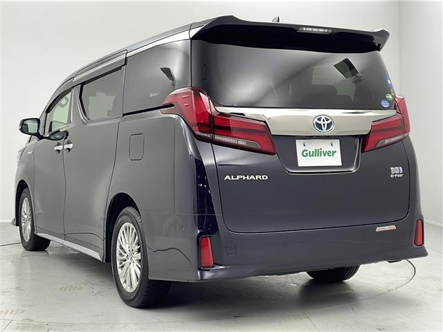 アルファードハイブリッド Ｓ　タイプゴールド　ＪＢＬサウンド　ツインムーンルーフ　パノラミックビューモニター　後席モニター　ＨＤＭＩ　ＢＳＭ　デジタルインナーミラー　衝突軽減ブレーキ　両側電動スライドドア　純正１０．５型ナビ　スマートキー　ＬＥＤ（43枚目）