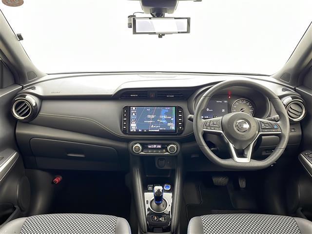 キックス Ｘ　純正９型ナビ　パノラミックビューモニター　衝突軽減ブレーキ　追従クルコン　ドライブレコーダー　デジタルインナーミラー　ＬＥＤライト　スマートキー　ルーフレール　プッシュスタート　ビルトインＥＴＣ（42枚目）