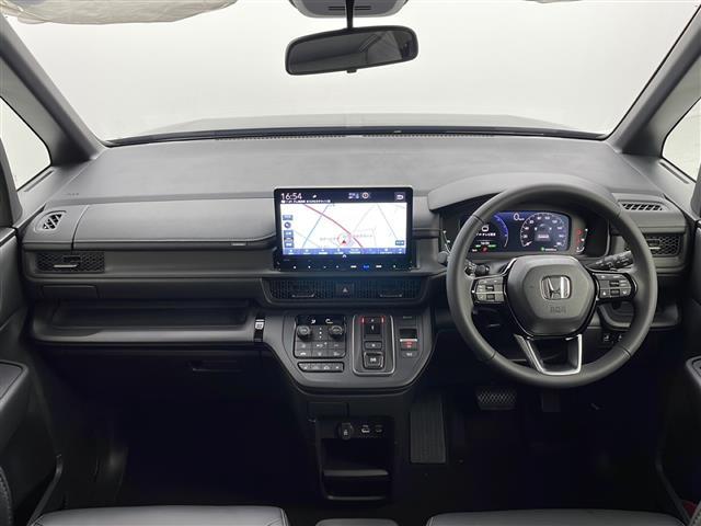 ステップワゴン ｅ：ＨＥＶスパーダ　登録済未使用車　純正１１型ナビ　フルセグＴＶ　バックモニター　両側電動スライドドア　追従クルコン　ＬＥＤライト　フォグランプ　シートヒーター　衝突被害軽減ブレーキ　１５．６型後席モニター　スマートキー（2枚目）