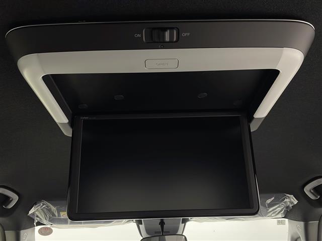 ステップワゴン ｅ：ＨＥＶスパーダ　登録済未使用車　純正１１型ナビ　フルセグＴＶ　バックモニター　両側電動スライドドア　追従クルコン　ＬＥＤライト　フォグランプ　シートヒーター　衝突被害軽減ブレーキ　１５．６型後席モニター　スマートキー（3枚目）