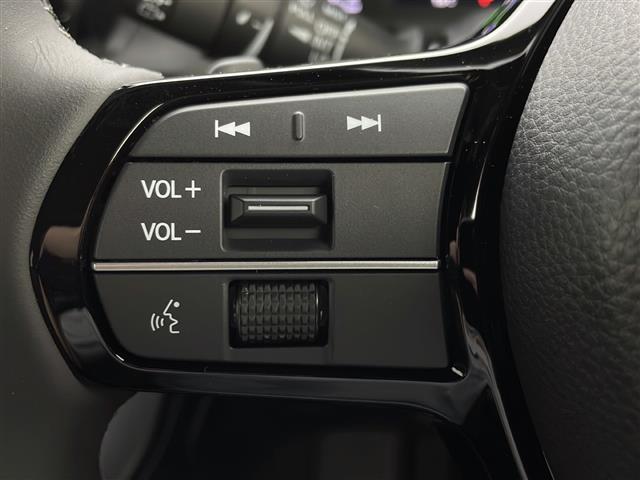 ステップワゴン ｅ：ＨＥＶスパーダ　登録済未使用車　純正１１型ナビ　フルセグＴＶ　バックモニター　両側電動スライドドア　追従クルコン　ＬＥＤライト　フォグランプ　シートヒーター　衝突被害軽減ブレーキ　１５．６型後席モニター　スマートキー（26枚目）