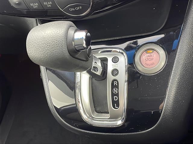 セレナ ハイウェイスター Vセレ+セーフティII SHV 純正ナビ 衝突軽減ブレーキ 両側電動スライドドア 全方位カメラ 後席モニター クルーズコントロール ETC ドライブレコーダー 純正フロアマット 純正アルミホイール LEDヘッドライト フォグランプ(9枚目)