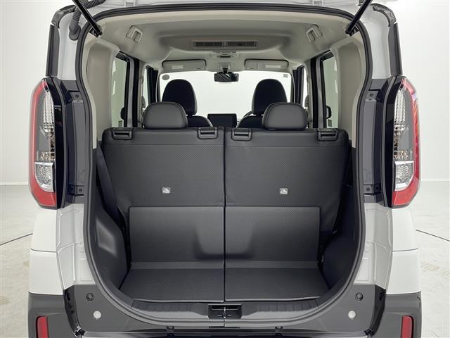 デリカミニ Ｔ　プレミアム　届出済未使用車　純正９型ディスプレイオーディオ　衝突軽減ブレーキ　マイパイロット　追従クルコン　レーンキープアシスト　パノラミックビューモニター　両側電動スライドドア　前席シートヒーター　スマートキー（16枚目）