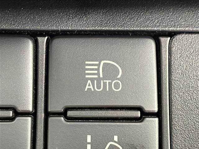 シエンタ ハイブリッド ファンベースG 衝突軽減ブレーキ 純正SDナビ ワンセグTV バックカメラ ドライブレコーダー 両側電動スライドドア クルーズコントロール LEDヘッドライト オートハイビーム 純正フロアマット ドアバイザー ETC(30枚目)