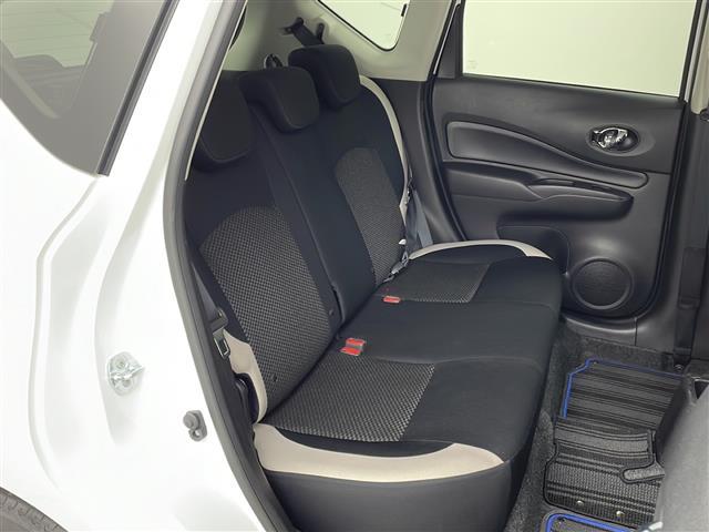 店頭在庫以外にも全国約４万台※の在庫から、ぴったりな１台をご提案します！※２０２３年１０月現在の在庫台数です。売約済の可能性があります。