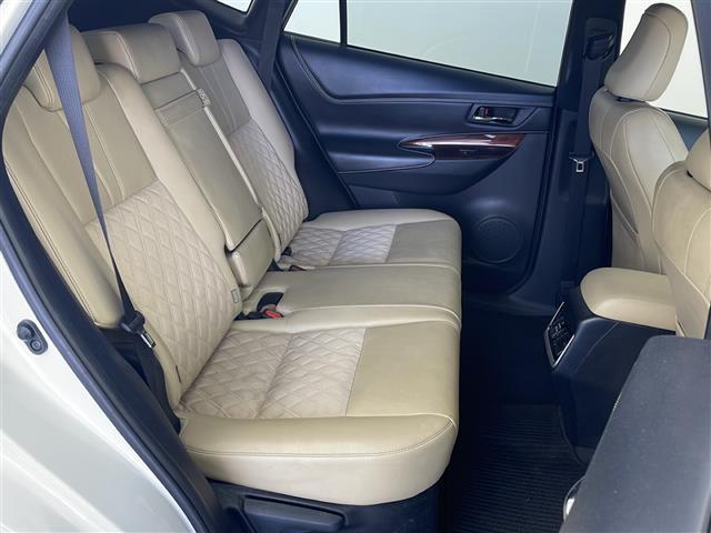 店頭在庫以外にも全国約４万台※の在庫から、ぴったりな１台をご提案します！※２０２３年１０月現在の在庫台数です。売約済の可能性があります。