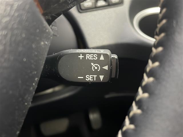 シエンタ ハイブリッドＧ　クエロ　純正ＳＤナビ　パノラミックビューモニター　後席モニター　フルセグＴＶ　両側電動スライドドア　ＥＴＣ　ドライブレコーダー　衝突軽減ブレーキ　スマートキー　クルコン　純正フロアマット　ＬＥＤライト　禁煙車（32枚目）